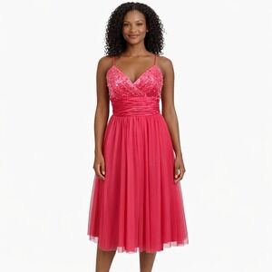 CITY TRIANGLES Size 9/10 Bright Pink Sequin‎ Pearl Satin Mesh Prom Formal Gown